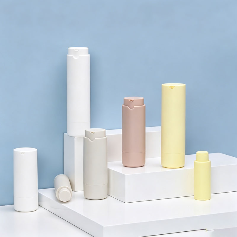 Refillable twist-up airless pump bottle 25ml 45ml